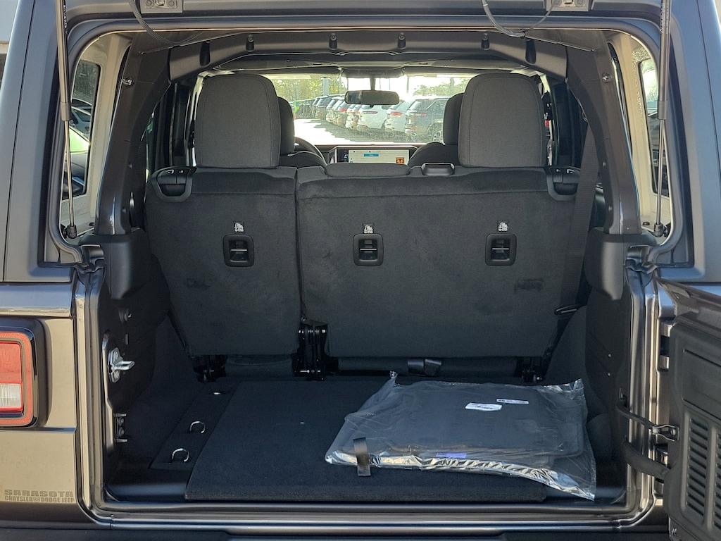 New 2026 Jeep Wrangler Sport Sport 4x4
