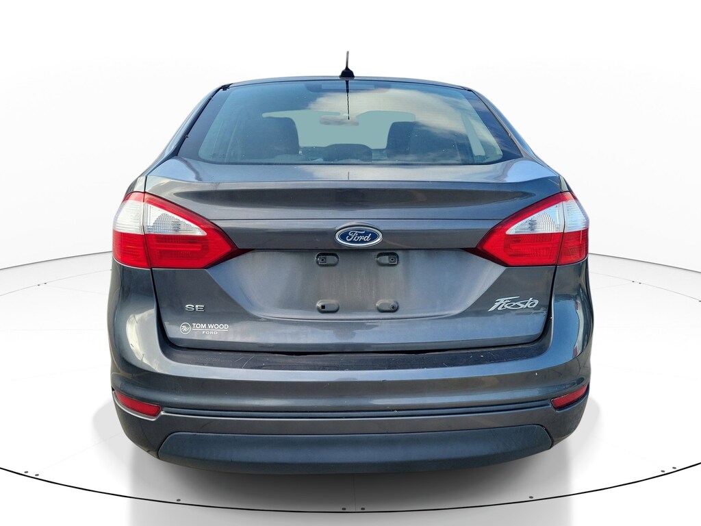 Used 2016 Ford Fiesta SE Sedan