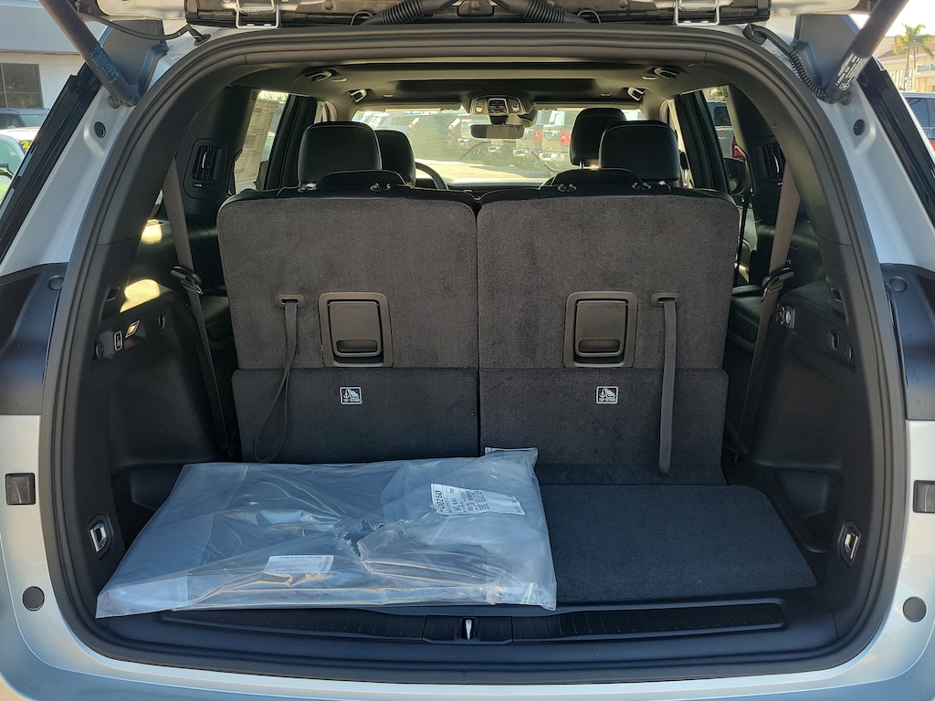 New 2025 Jeep Grand Cherokee L Altitude X Altitude X 4x4