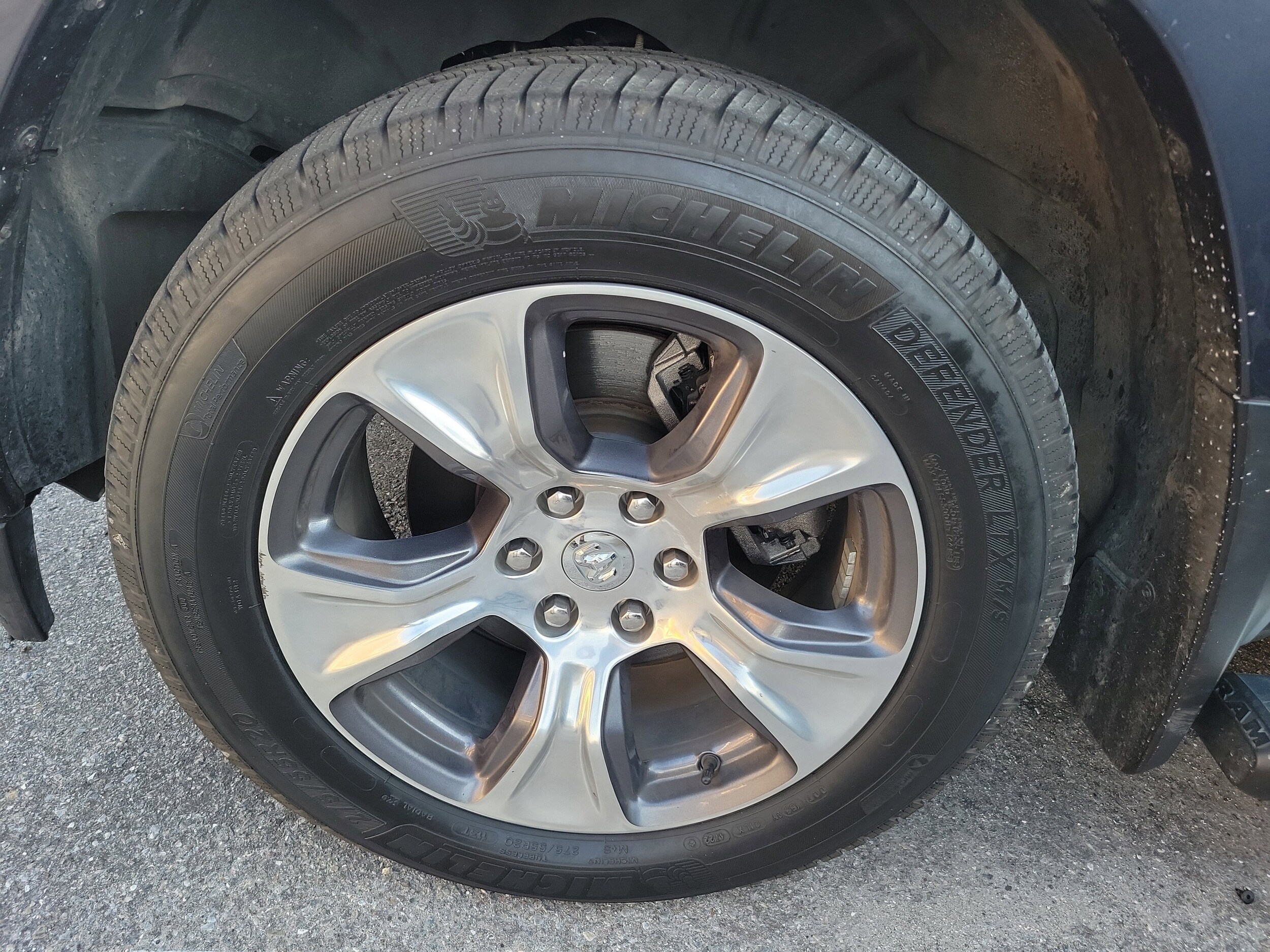 2021 Ram 1500 Laramie photo 2