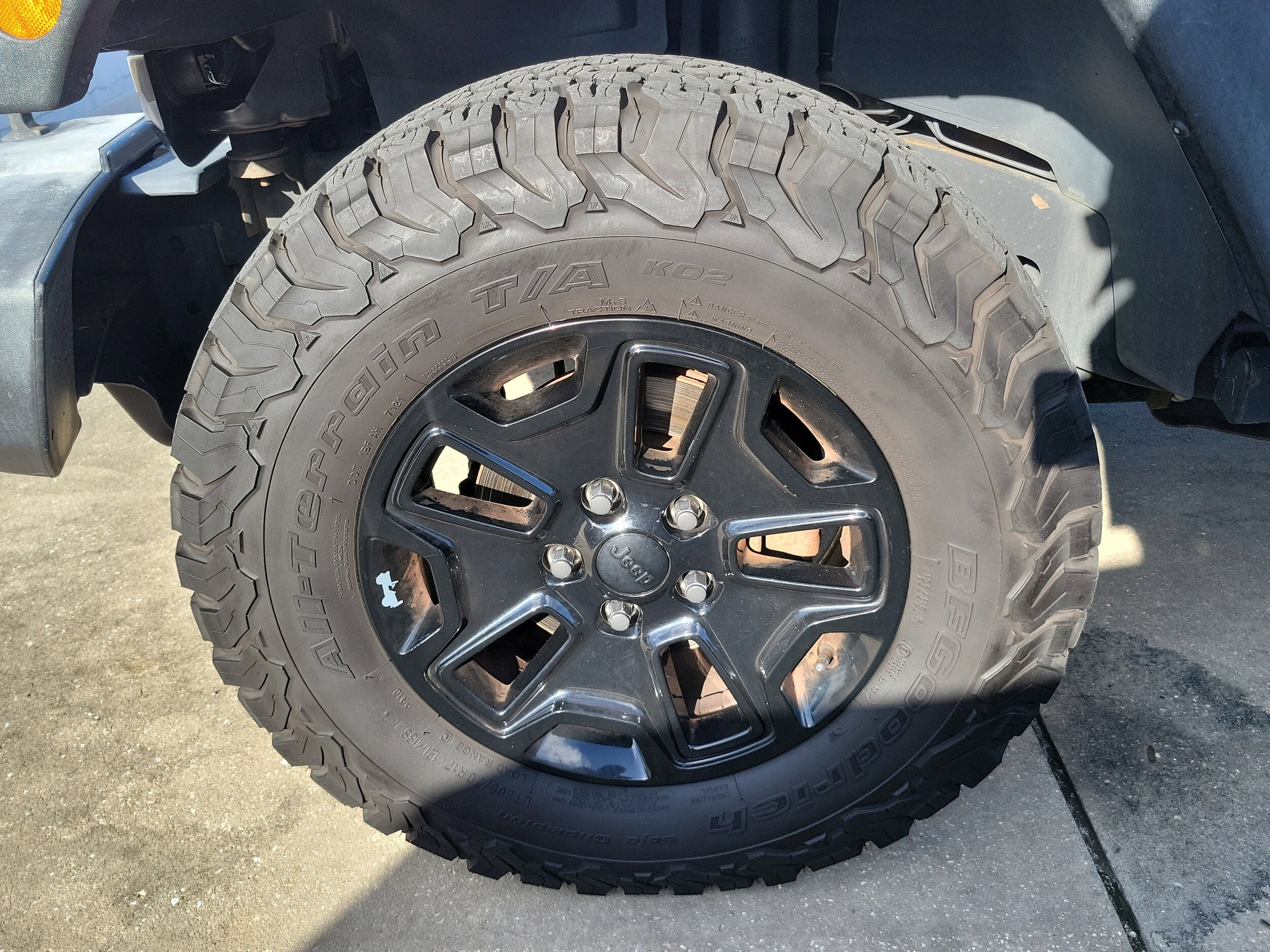 2016 Jeep Wrangler Willys Wheeler photo 3