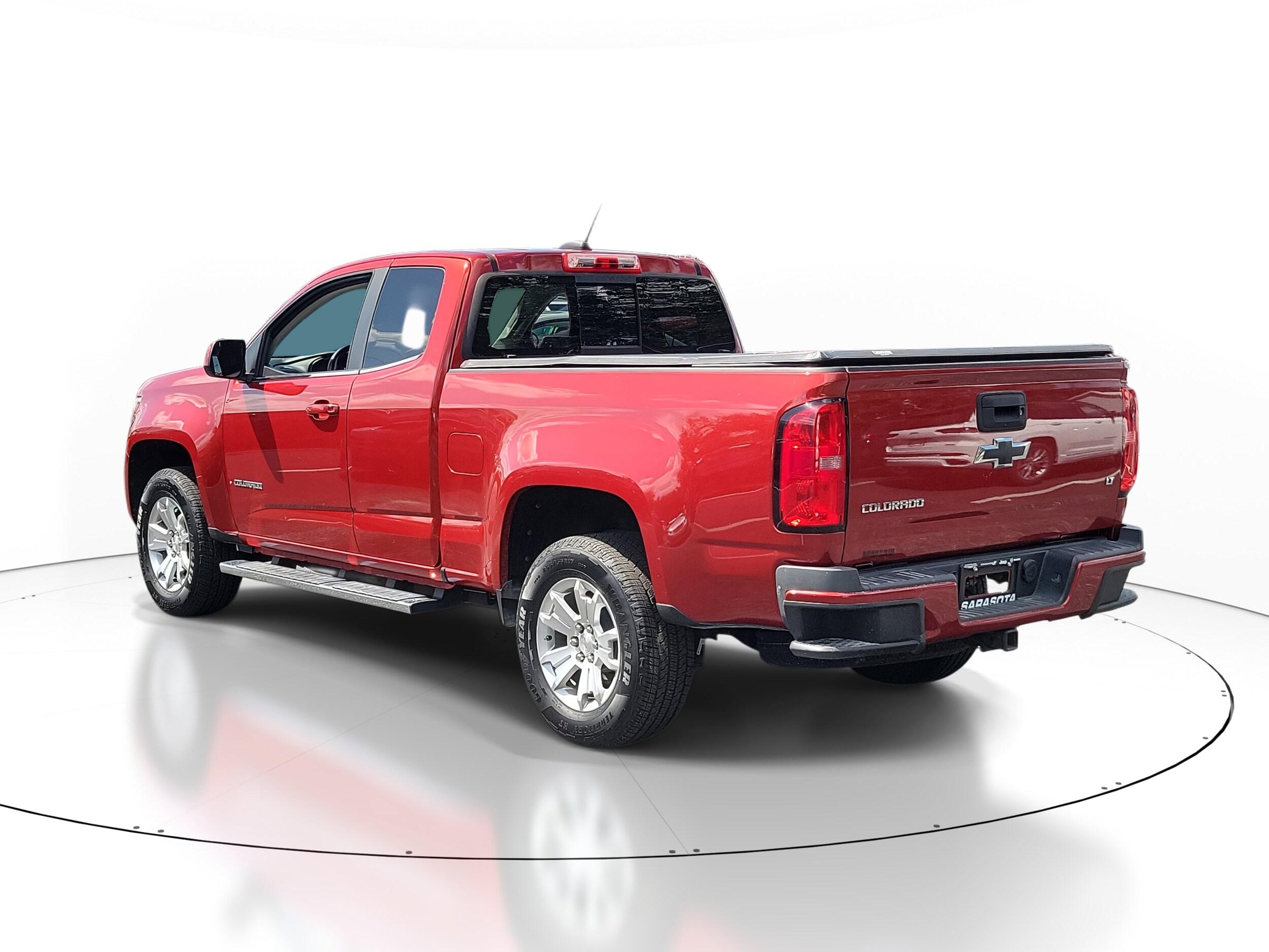 2016 Chevrolet Colorado LT photo 3