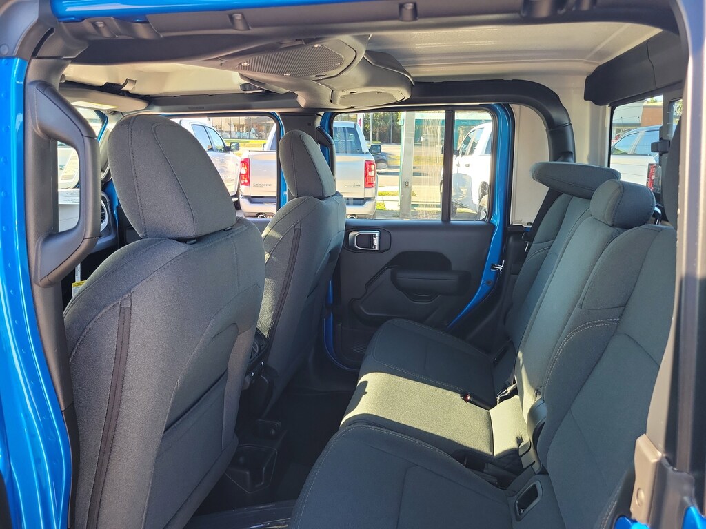 New 2026 Jeep Gladiator Sport Sport 4x4