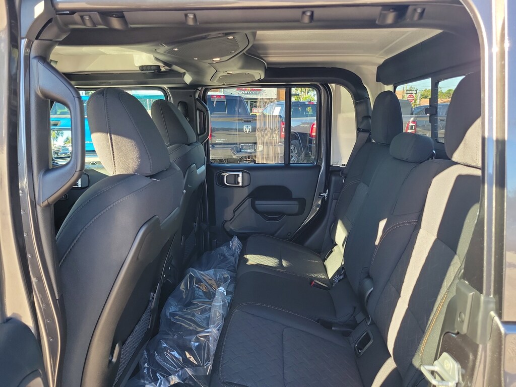 New 2026 Jeep Gladiator Mojave Mojave 4x4