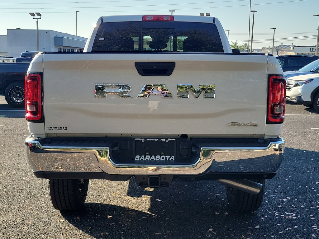 New 2026 Ram 3500 Tradesman Tradesman 4x4 Crew Cab 64 Box