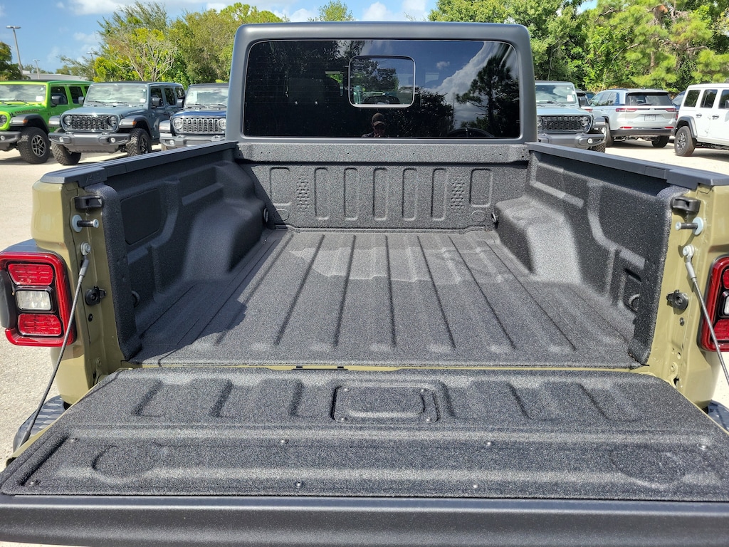 New 2025 Jeep Gladiator Rubicon Rubicon 4x4