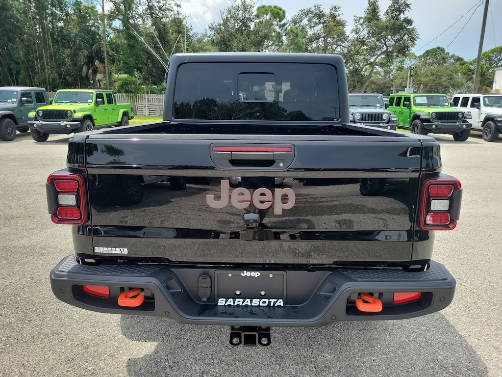 New 2025 Jeep Gladiator Mojave Mojave 4x4