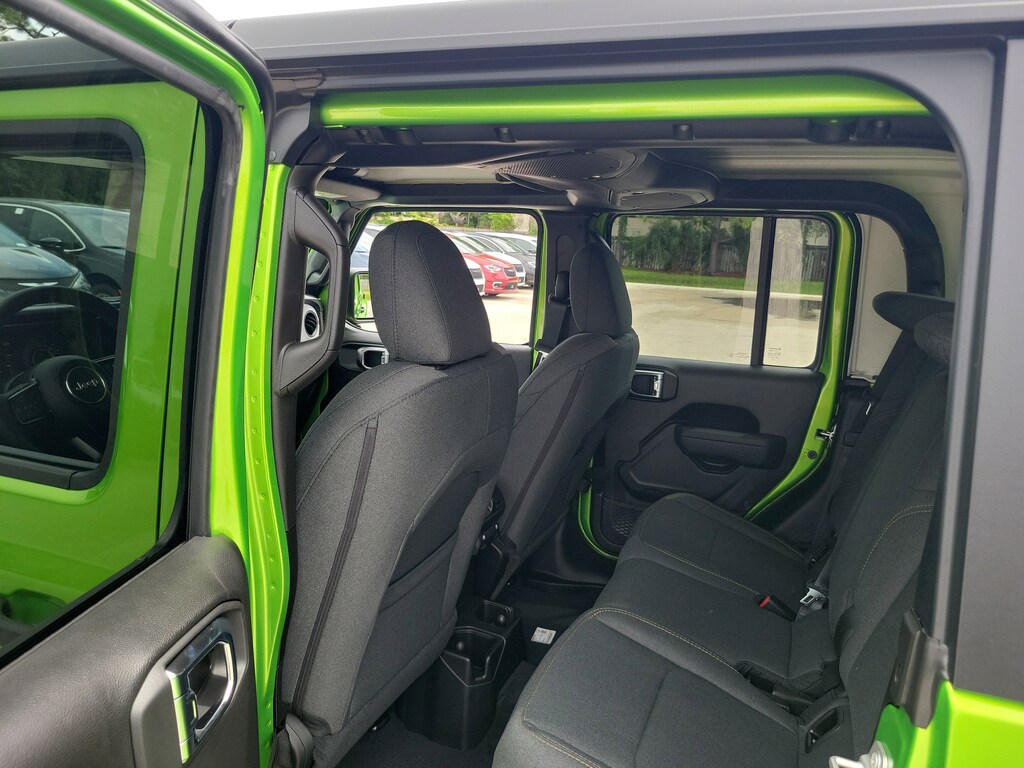 New 2025 Jeep Gladiator Willys Willys 4x4