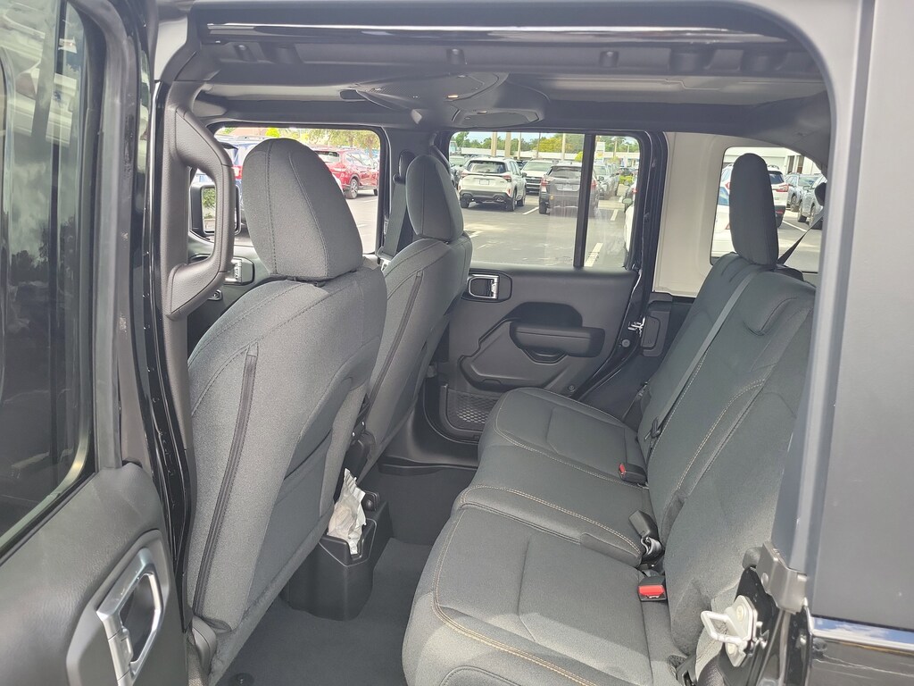 New 2025 Jeep Wrangler Sport S Sport S 4x4