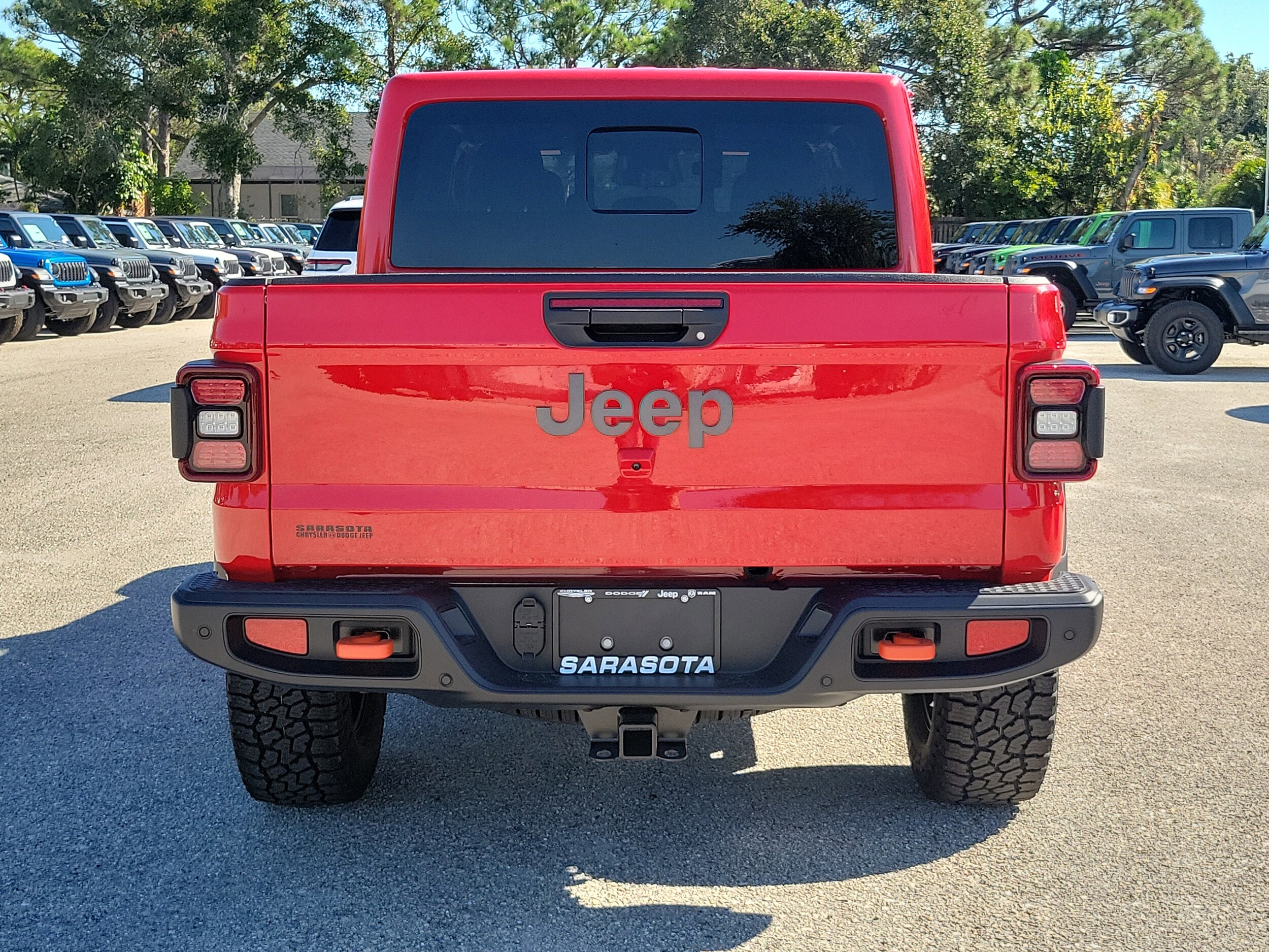 2026 Jeep Gladiator Mojave photo 3