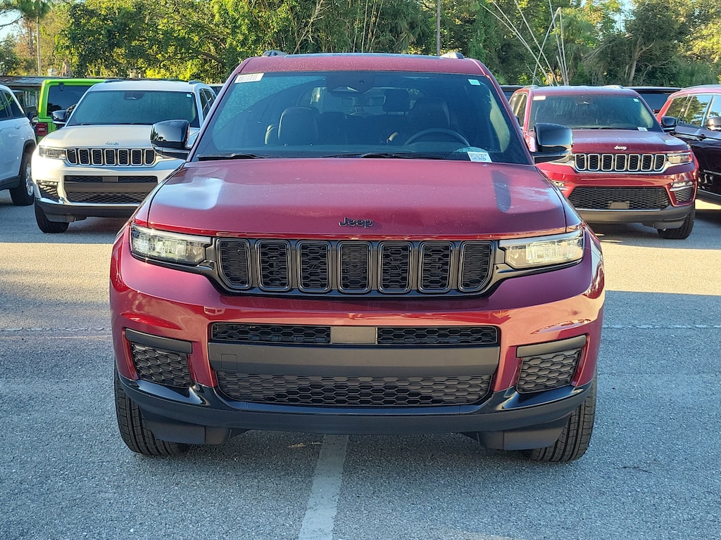New 2025 Jeep Grand Cherokee L Altitude X Altitude X 4x2