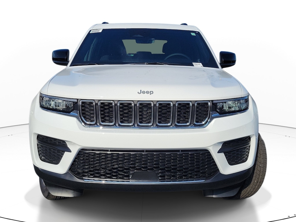 New 2026 Jeep Grand Cherokee Laredo Laredo 4x2