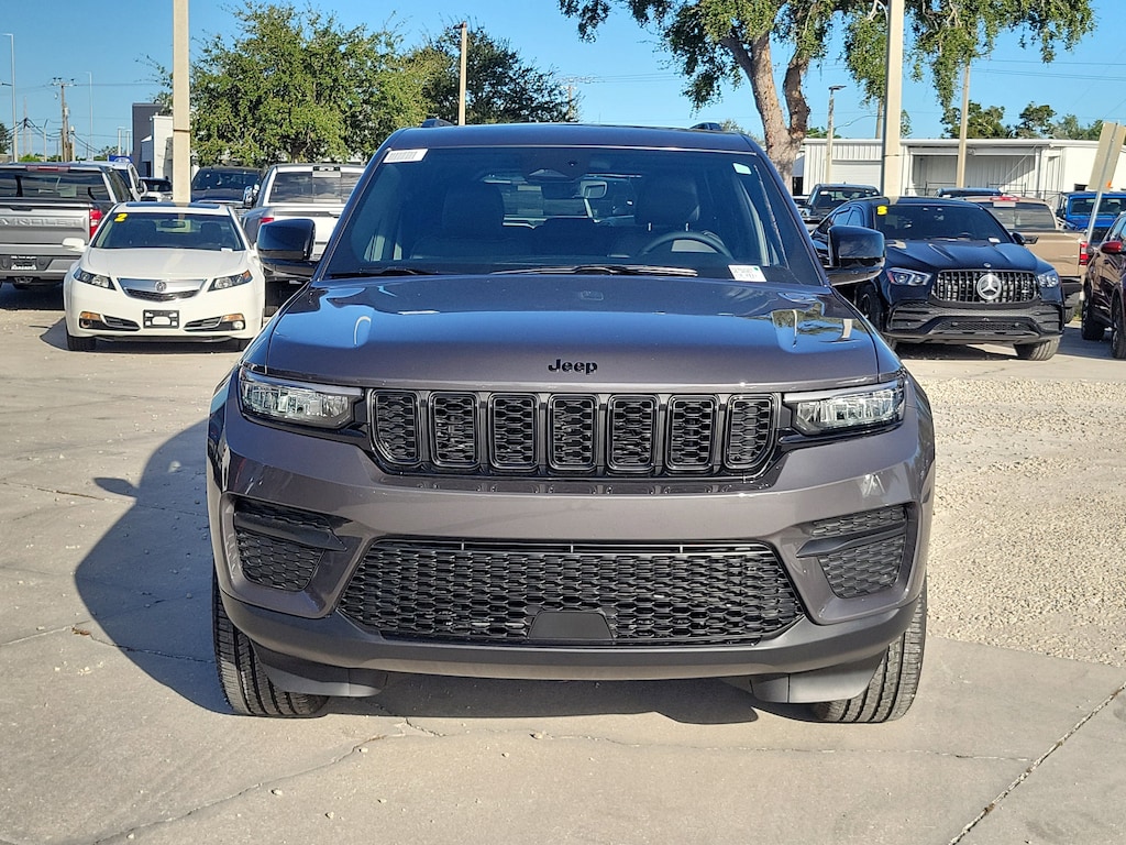 New 2025 Jeep Grand Cherokee Altitude X Altitude X 4x2