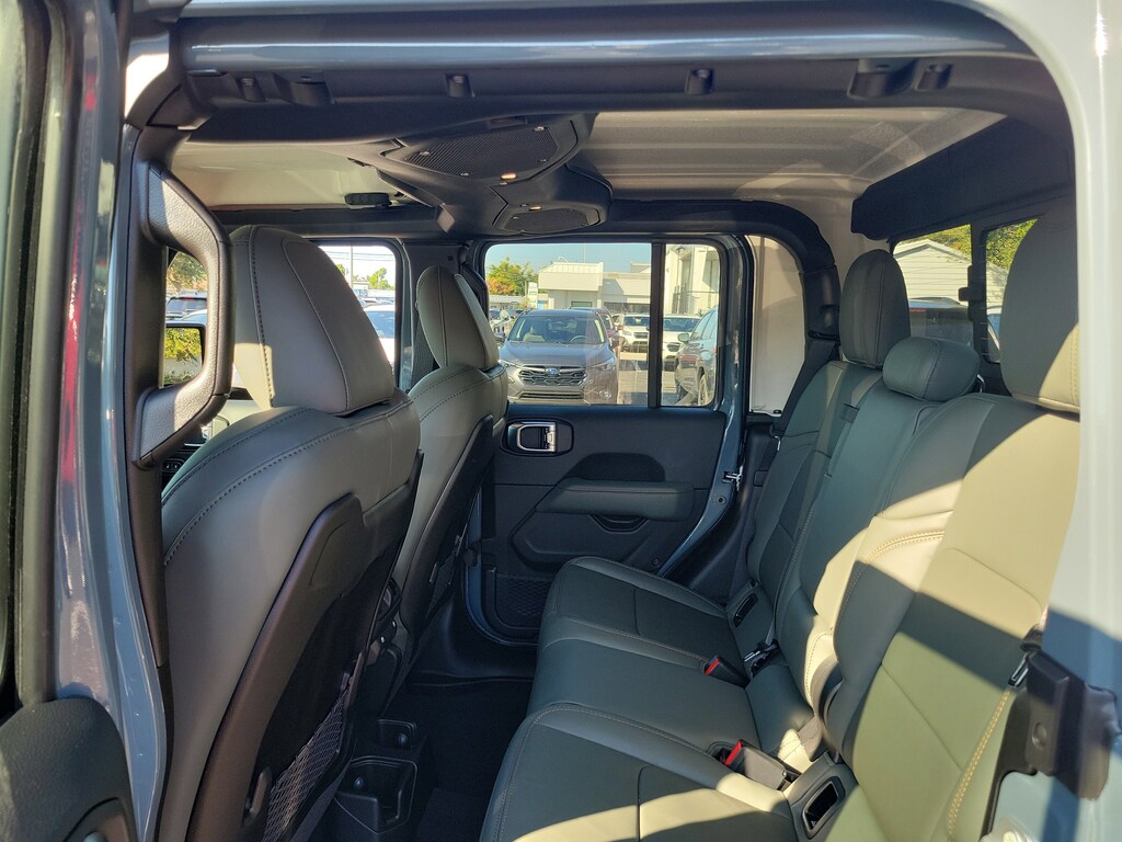 New 2026 Jeep Gladiator Mojave Mojave 4x4