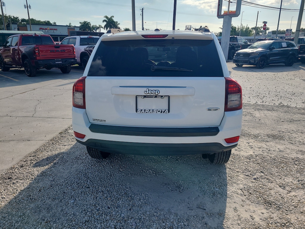 Used 2016 Jeep Compass Latitude FWD Latitude