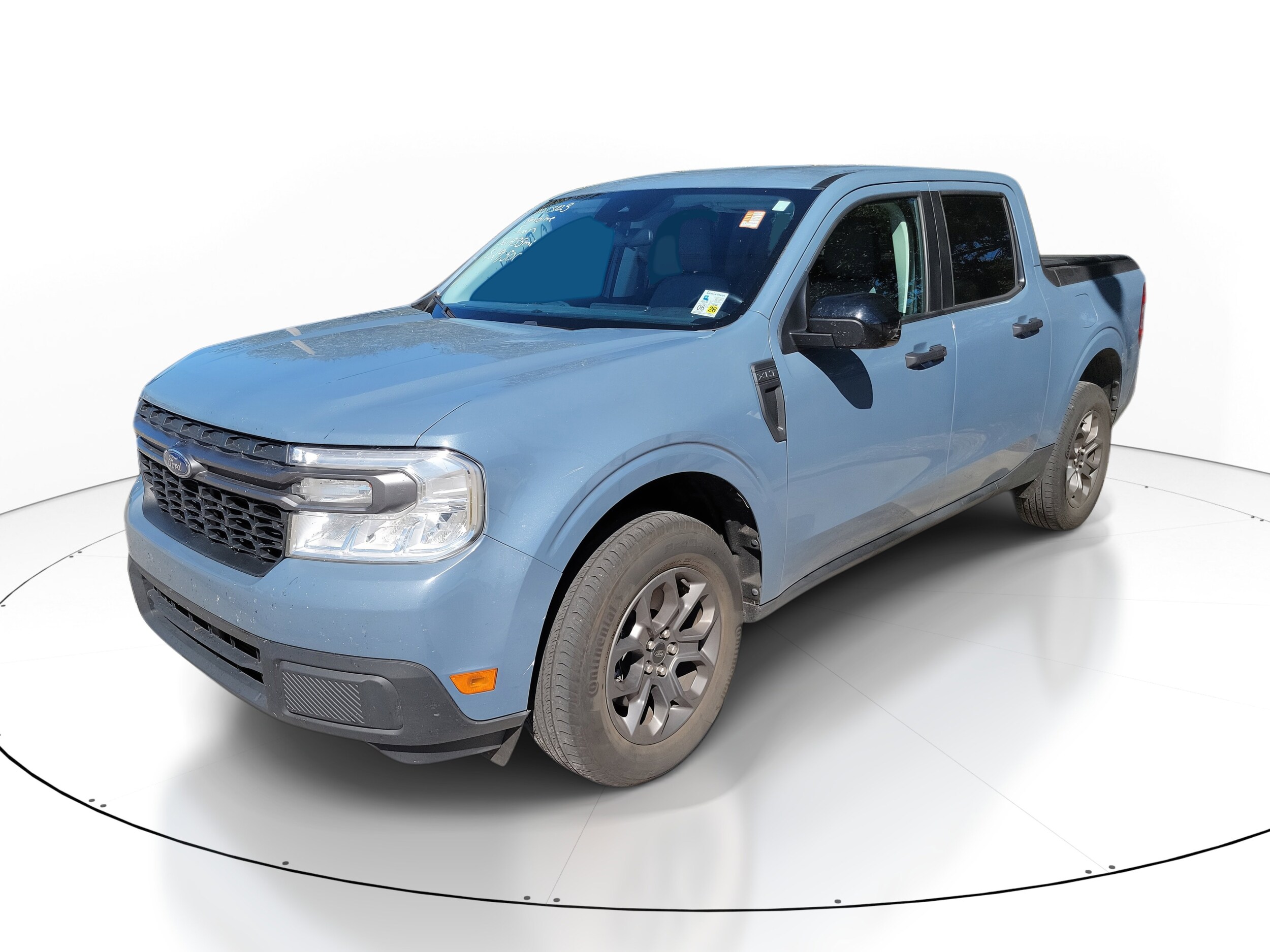 2024 Ford Maverick XLT photo 2