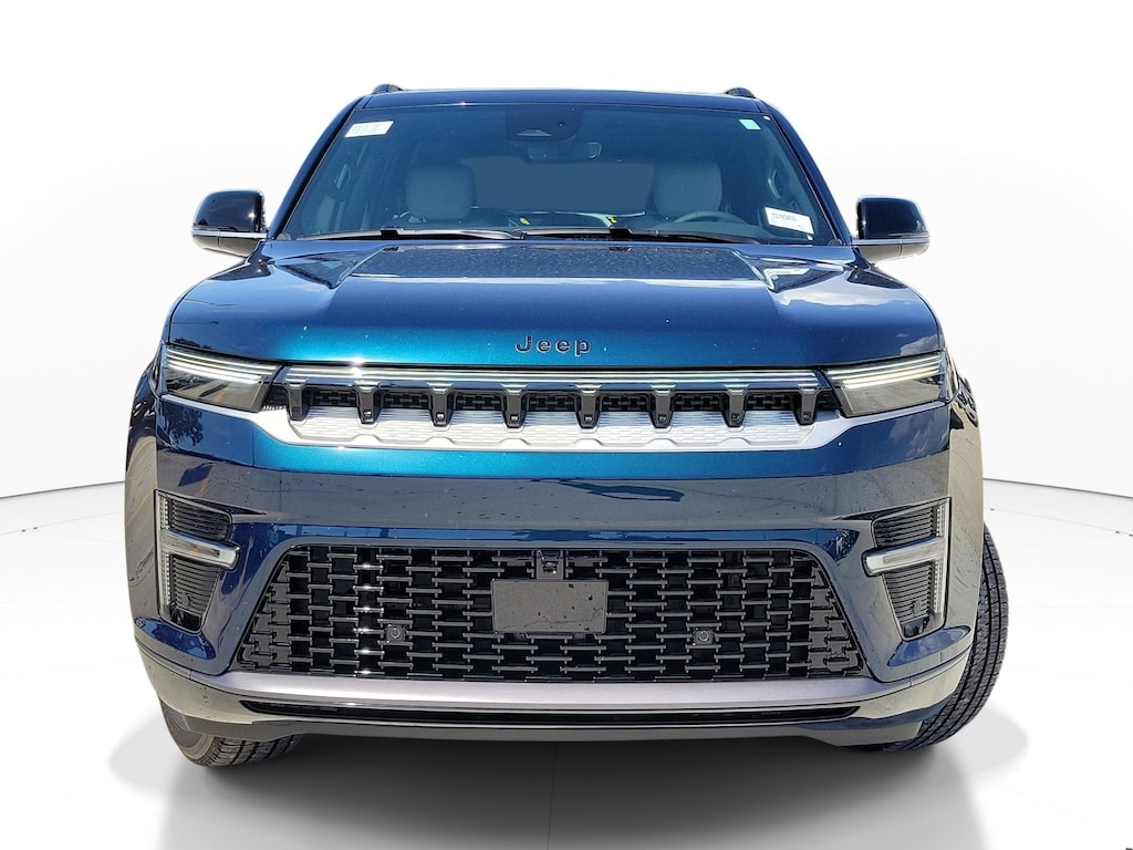 New 2026 Jeep Grand Wagoneer 4x2