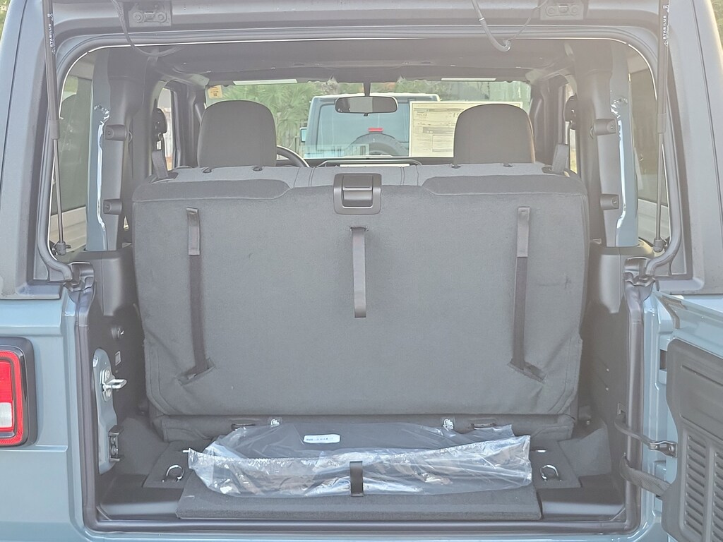 New 2026 Jeep Wrangler Sport Sport 4x4