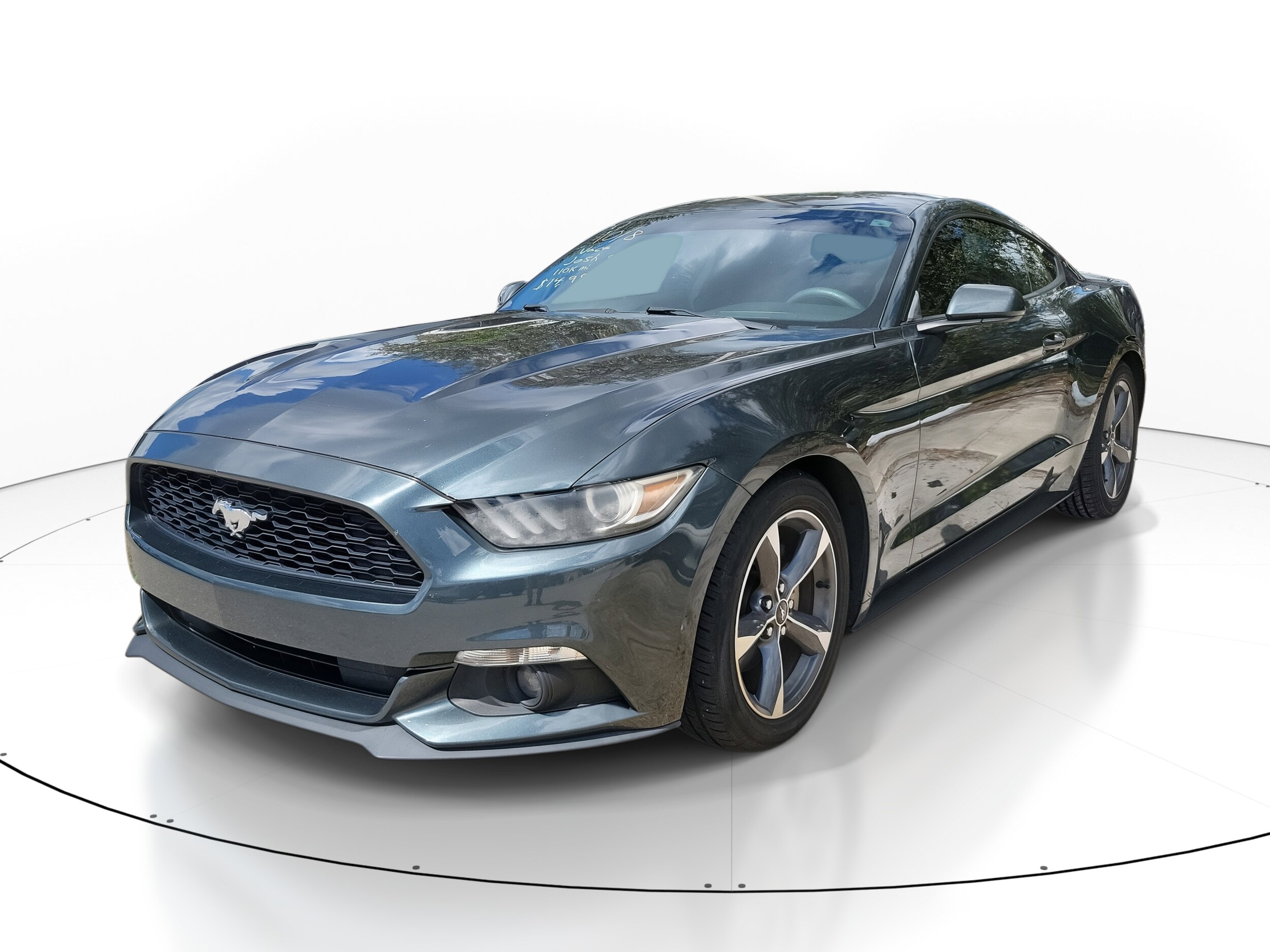 2015 Ford Mustang V6 photo 2