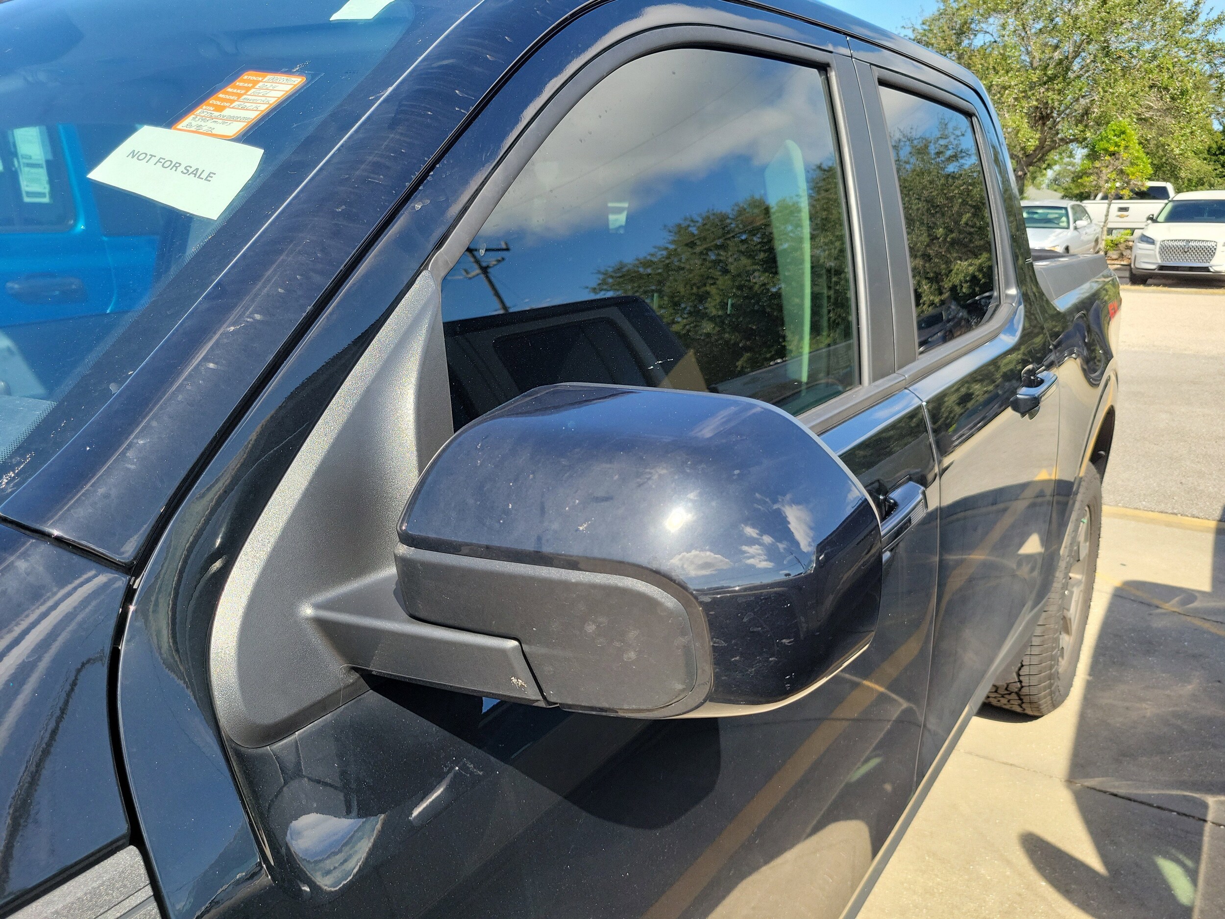 2024 Ford Maverick Lariat photo 2