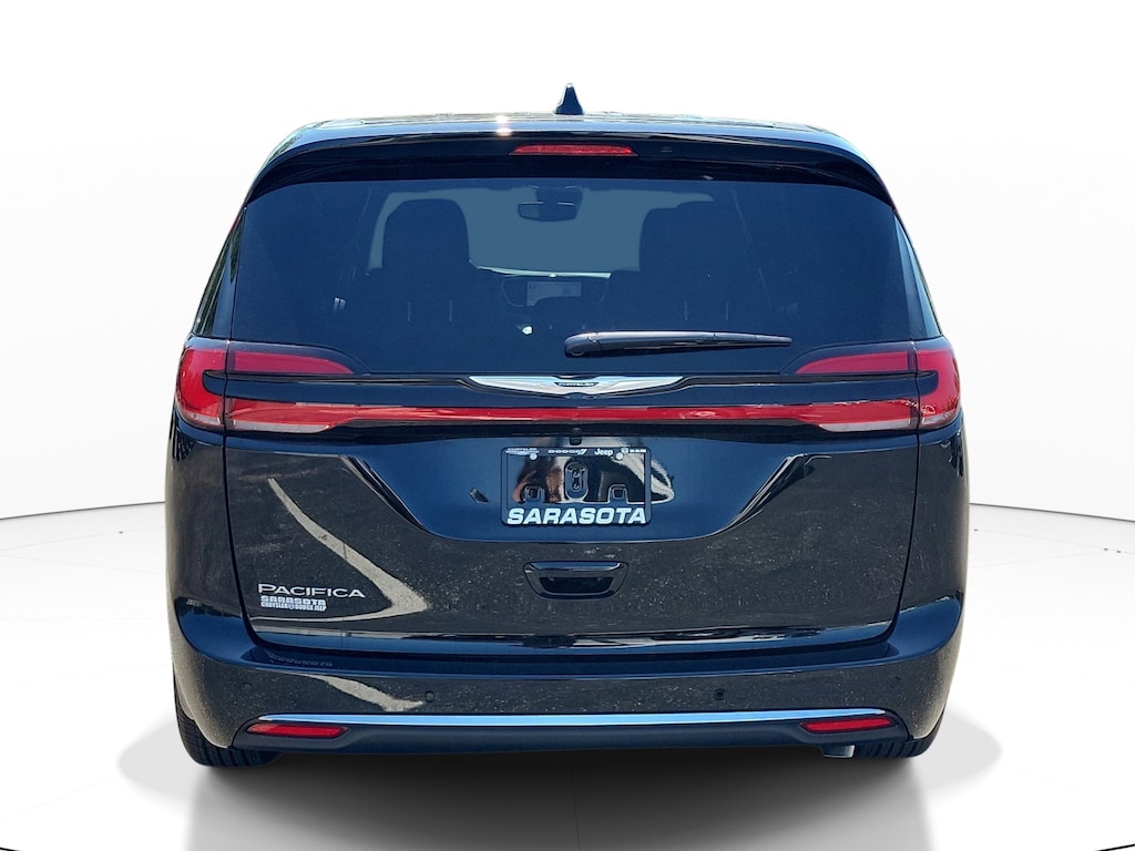 New 2026 Chrysler Pacifica Select Select FWD