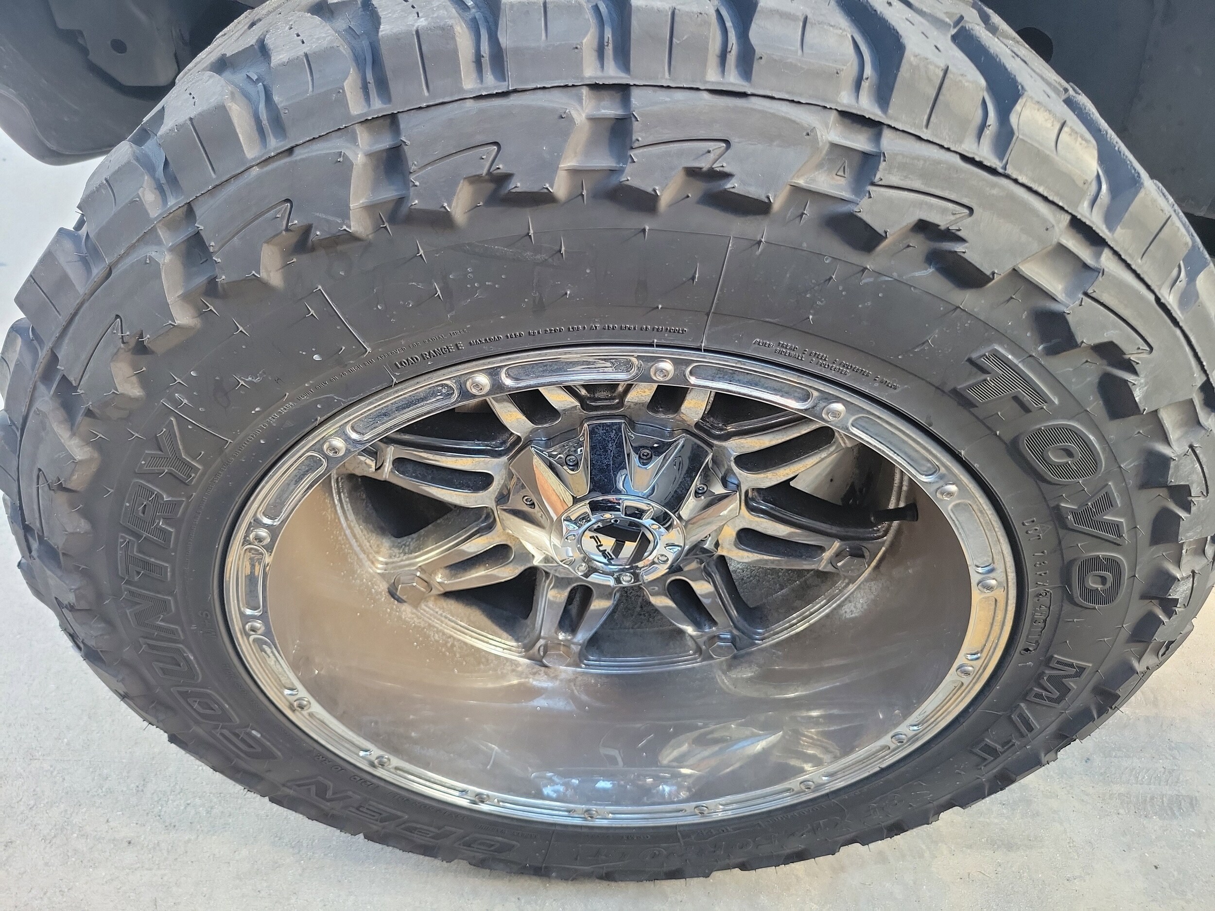 2017 Jeep Wrangler Sahara photo 3