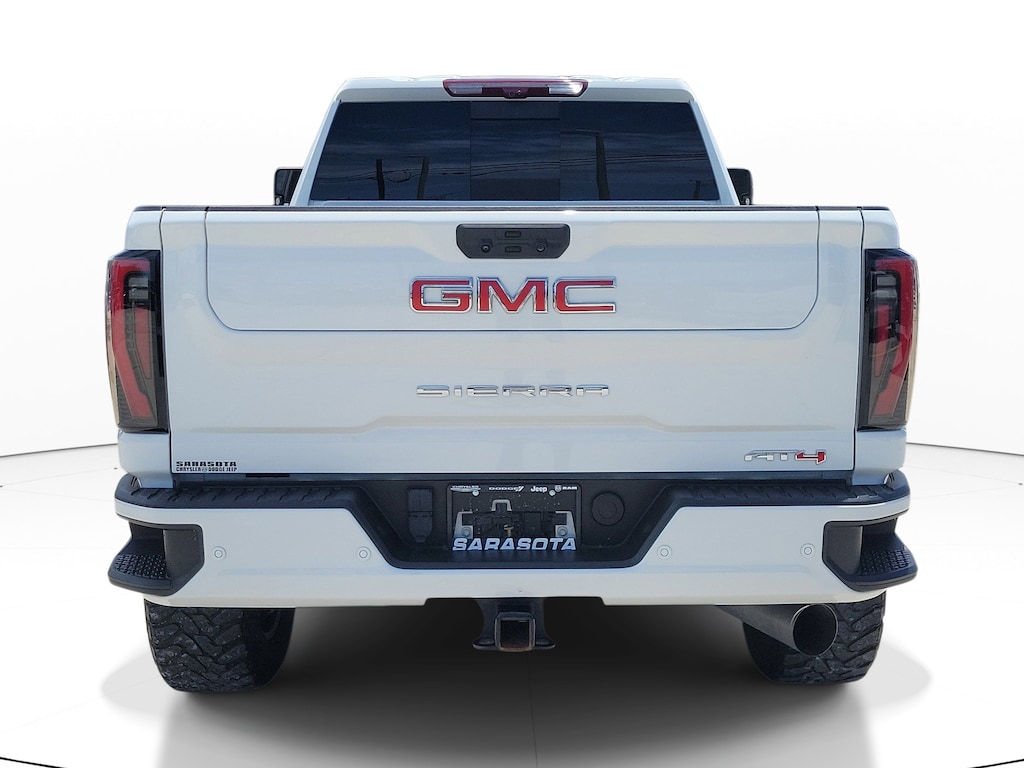 Used 2024 GMC Sierra 2500HD AT4 4WD Crew Cab 159 AT4