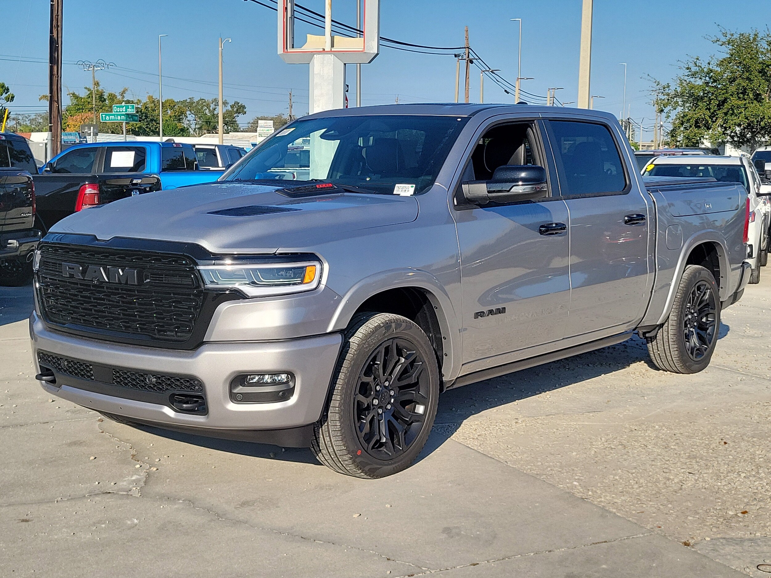 2026 Ram 1500 Limited photo 2