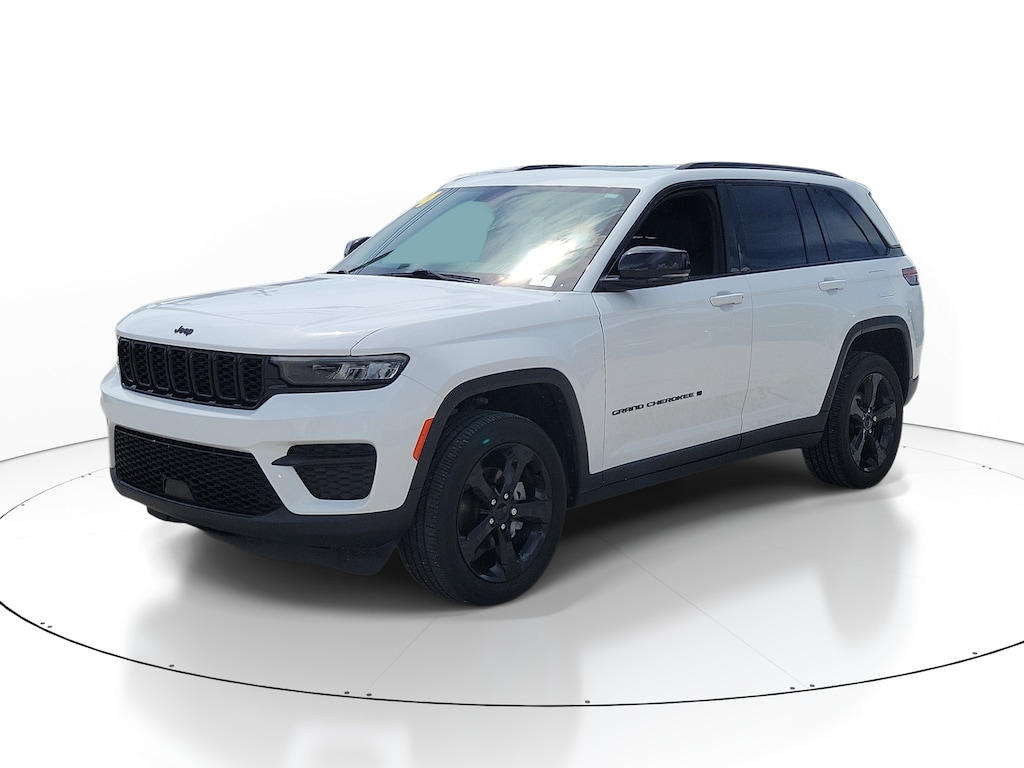 Used 2024 Jeep Grand Cherokee Altitude X Altitude X 4x2