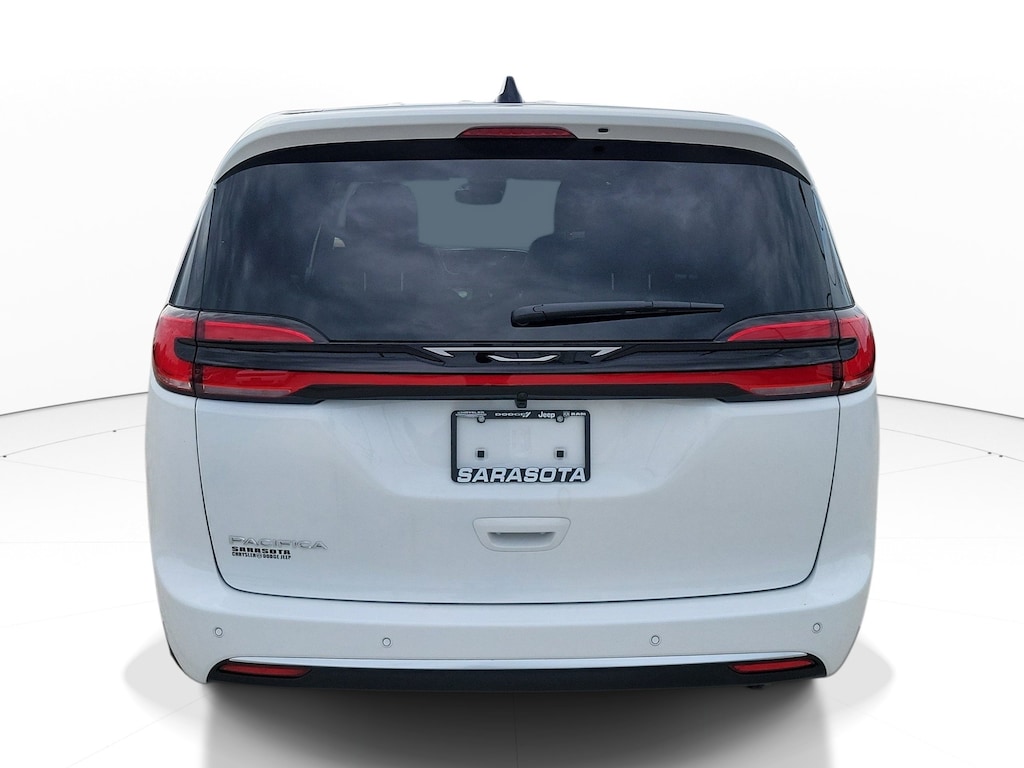 New 2027 Chrysler Pacifica Select Select FWD