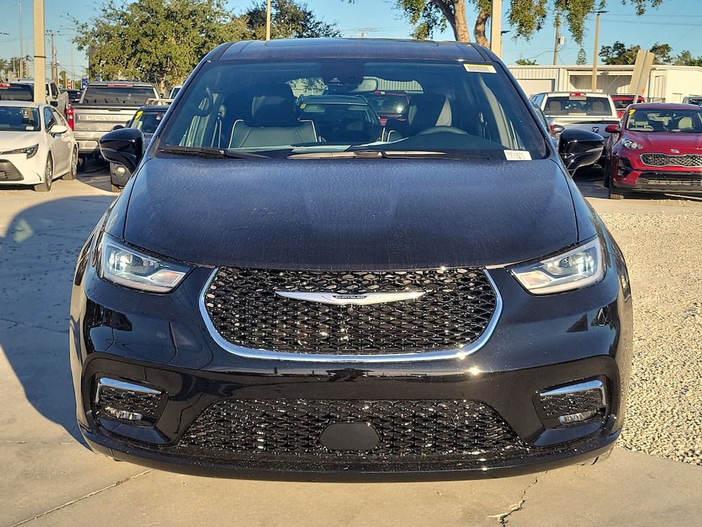 New 2026 Chrysler Pacifica Limited Limited FWD