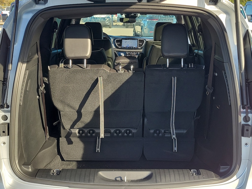 New 2026 Chrysler Pacifica Limited Limited FWD