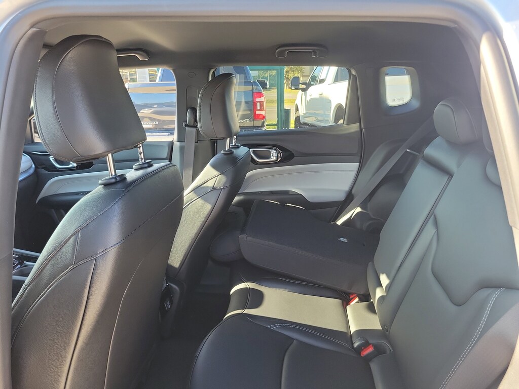 New 2026 Jeep Compass Limited Limited 4x4