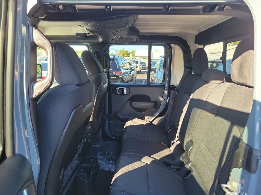 New 2026 Jeep Gladiator Mojave Mojave 4x4