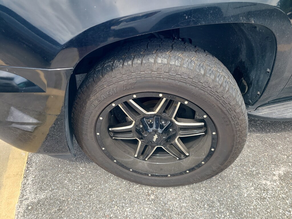 Used 2011 GMC Yukon SLE 2WD 1500 SLE