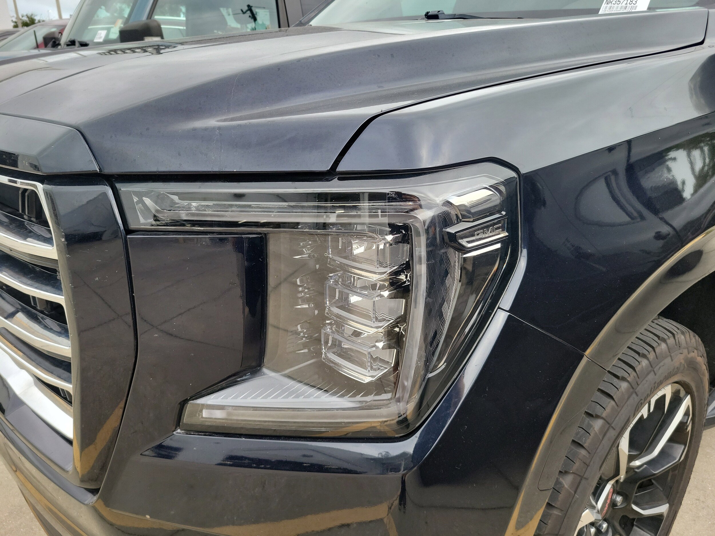 2022 Gmc Yukon XL SLT photo 3