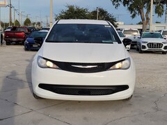 2026 Chrysler Voyager LX LX FWD