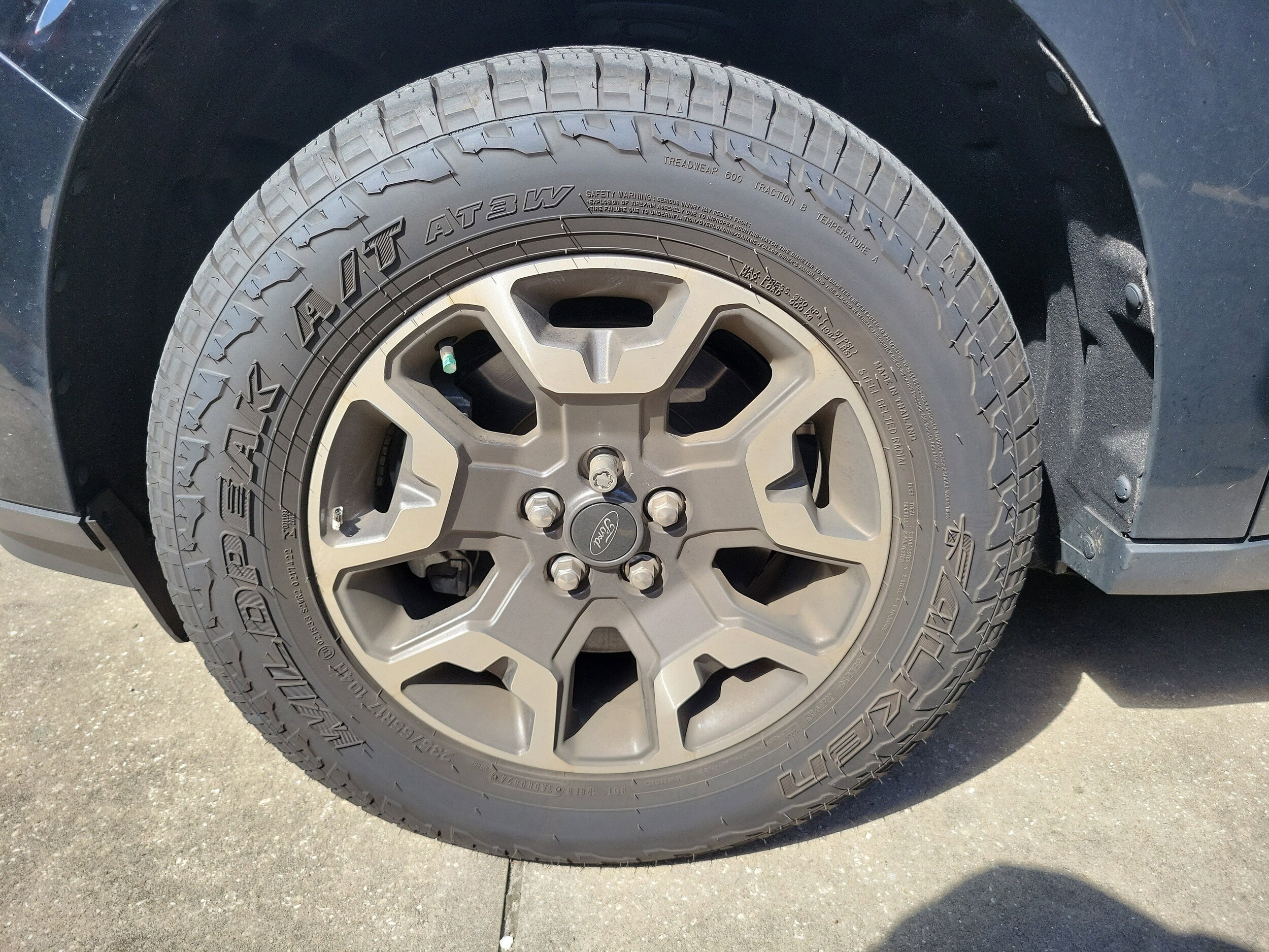 2024 Ford Maverick Lariat photo 3