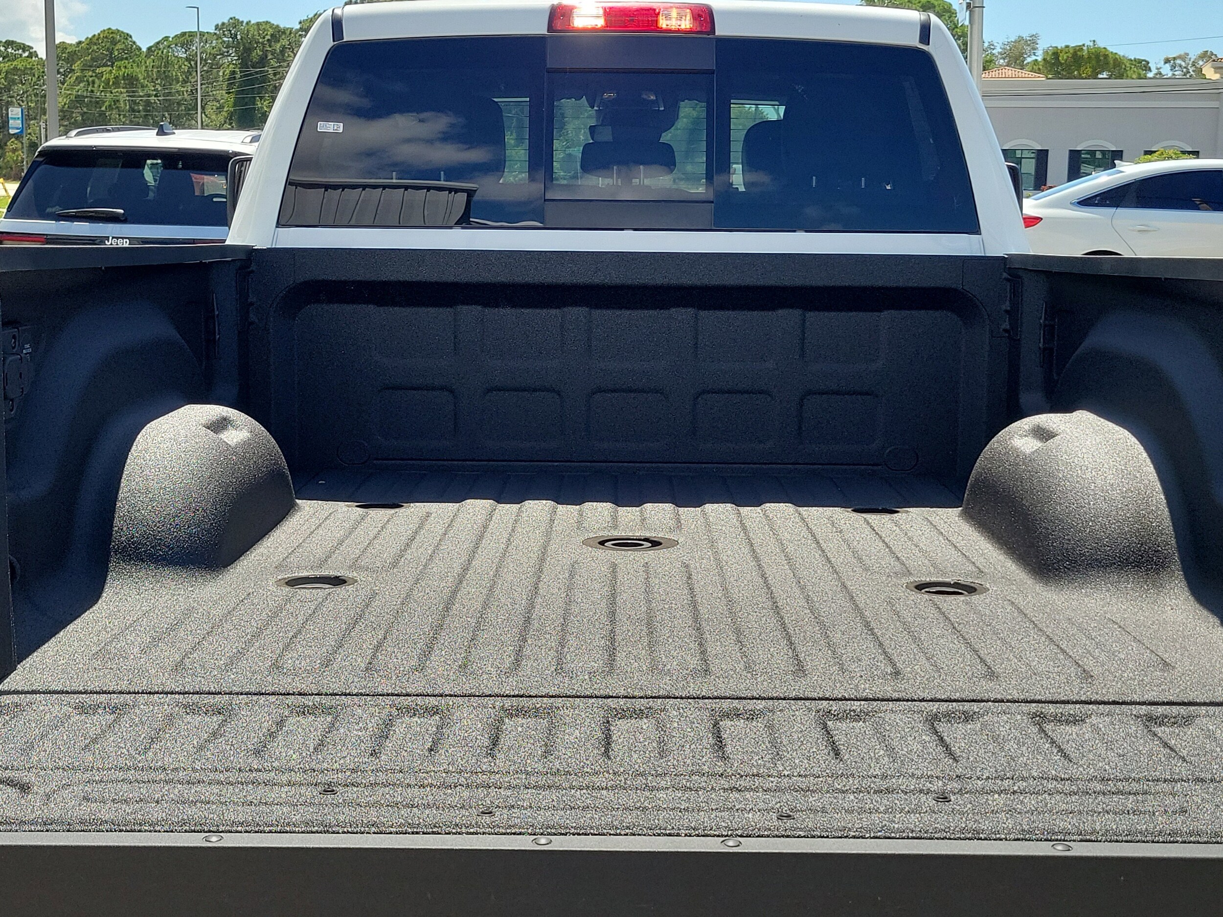 2026 Ram 2500 Tradesman photo 4