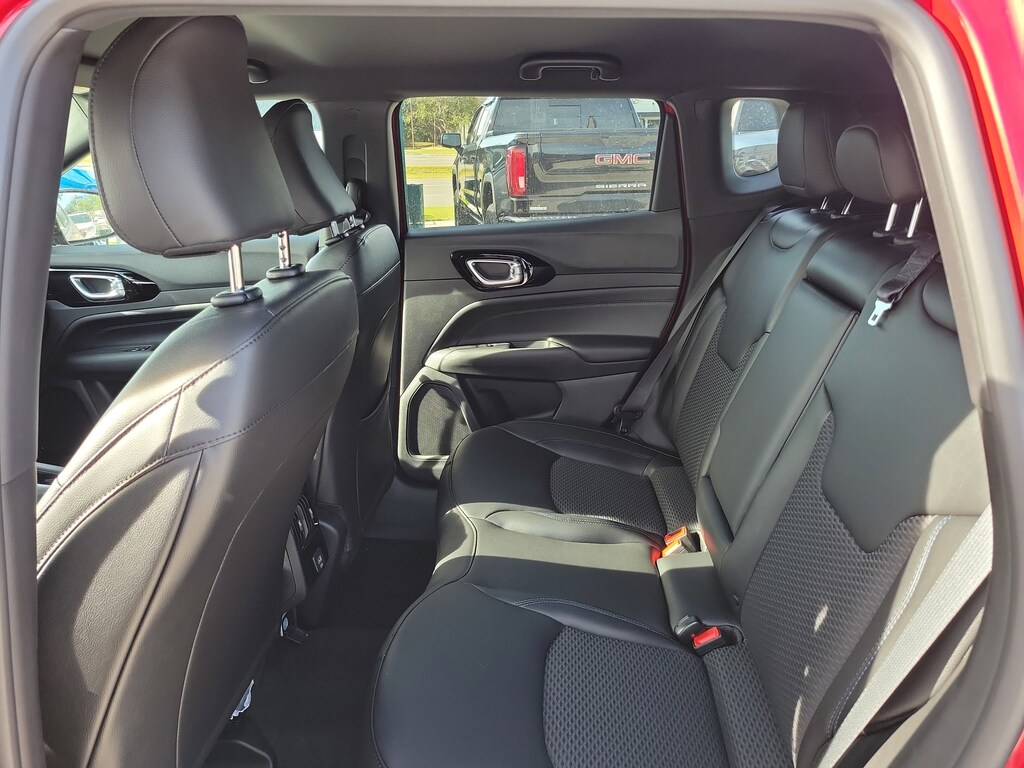 New 2026 Jeep Compass Latitude Altitude Latitude Altitude 4x4