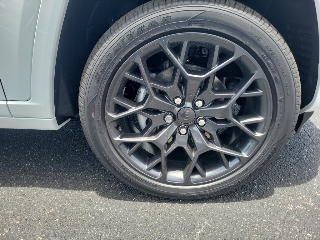New 2026 Jeep Grand Cherokee Summit Summit 4x4