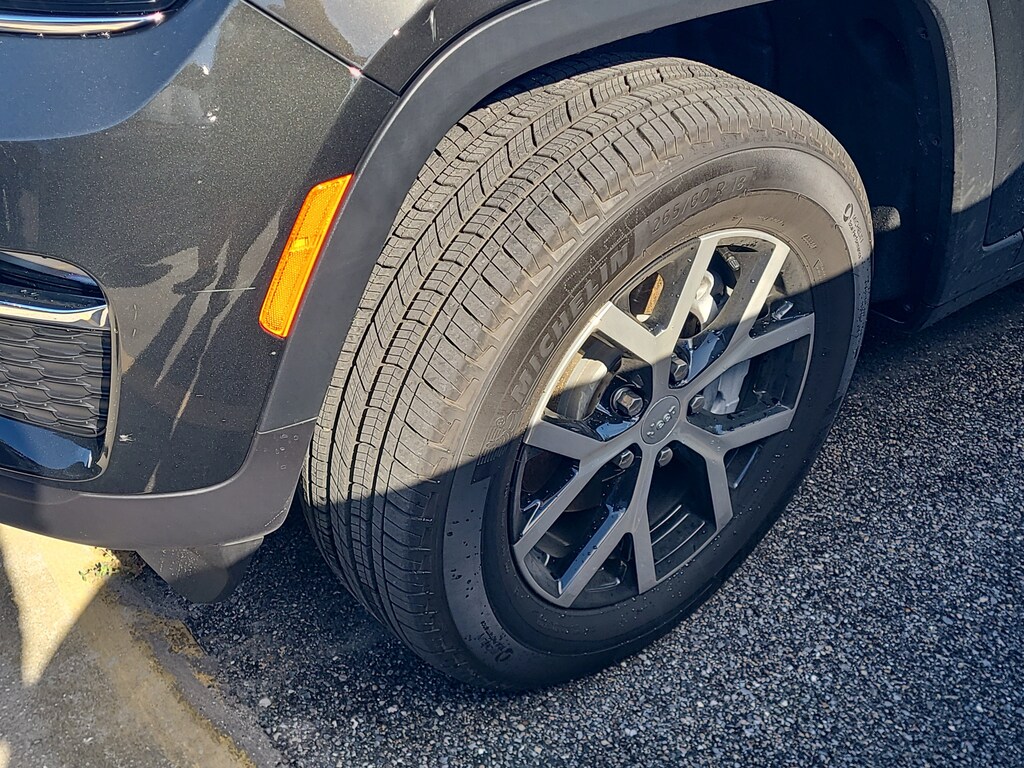 Used 2024 Jeep Grand Cherokee Limited Limited 4x4