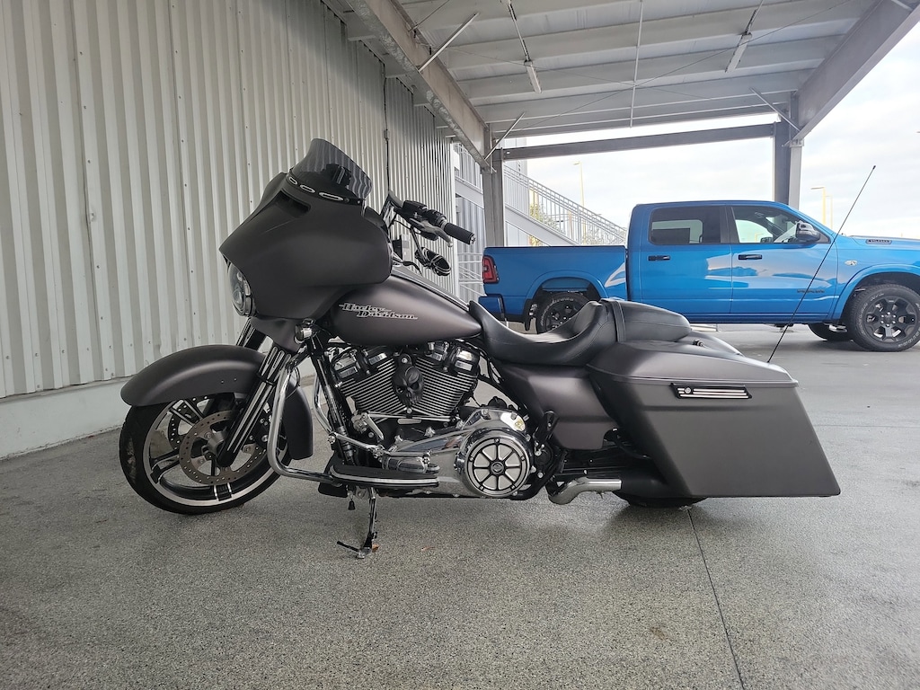 Used 2017 Harley-Davidson