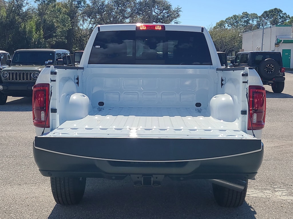 New 2026 Ram 3500 Tradesman Tradesman 4x4 Crew Cab 64 Box