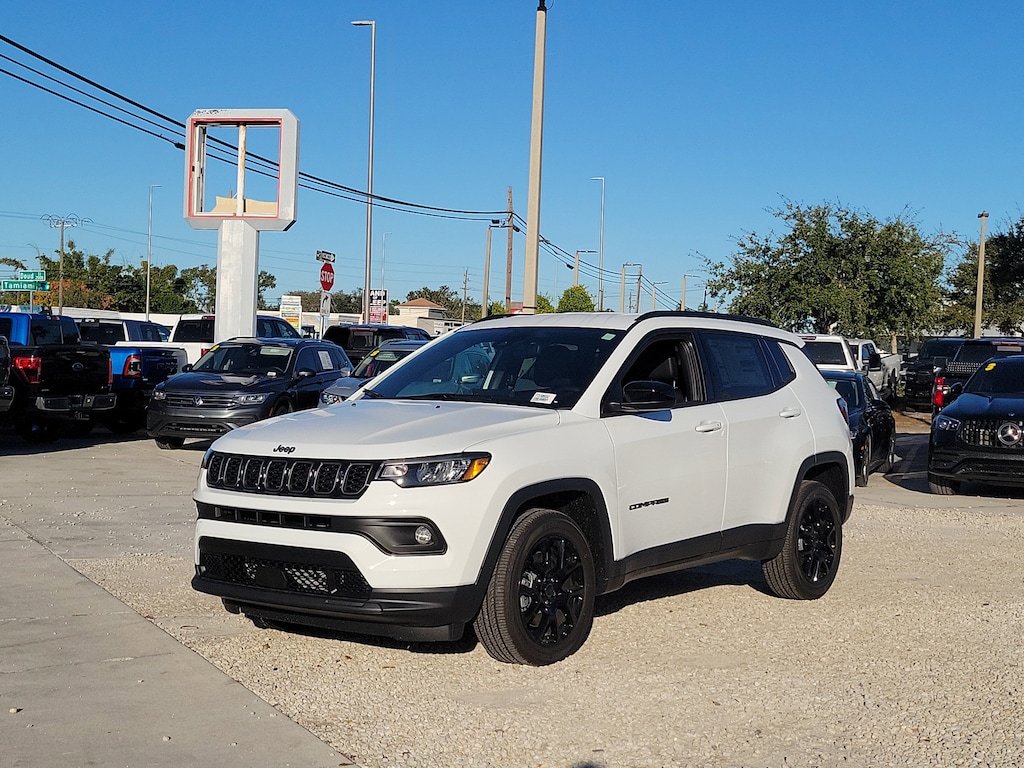 New 2026 Jeep Compass Latitude Altitude Latitude Altitude 4x4
