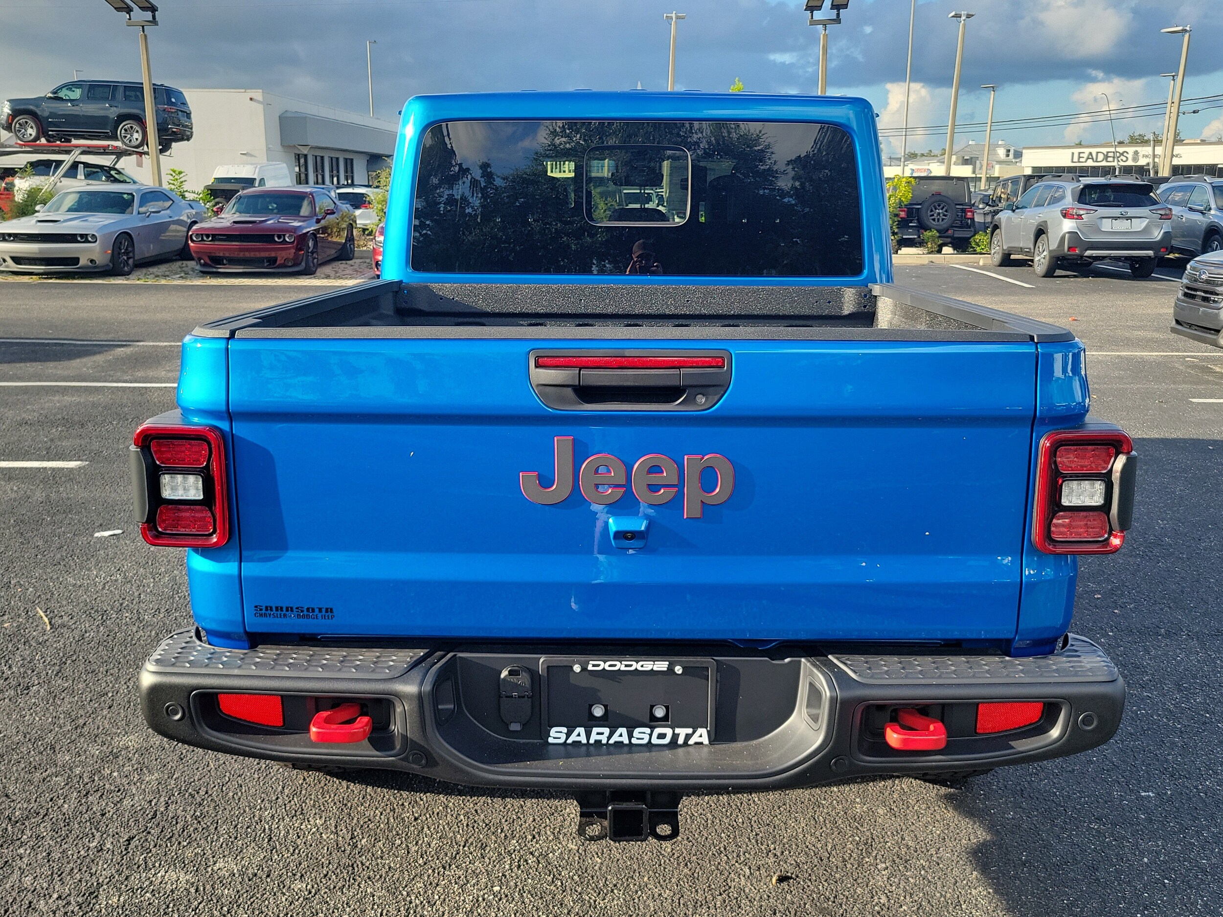 2025 Jeep Gladiator Rubicon photo 2