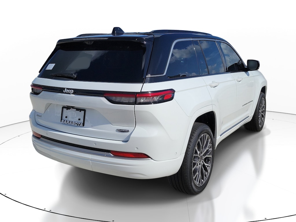 New 2026 Jeep Grand Cherokee Summit Summit 4x4