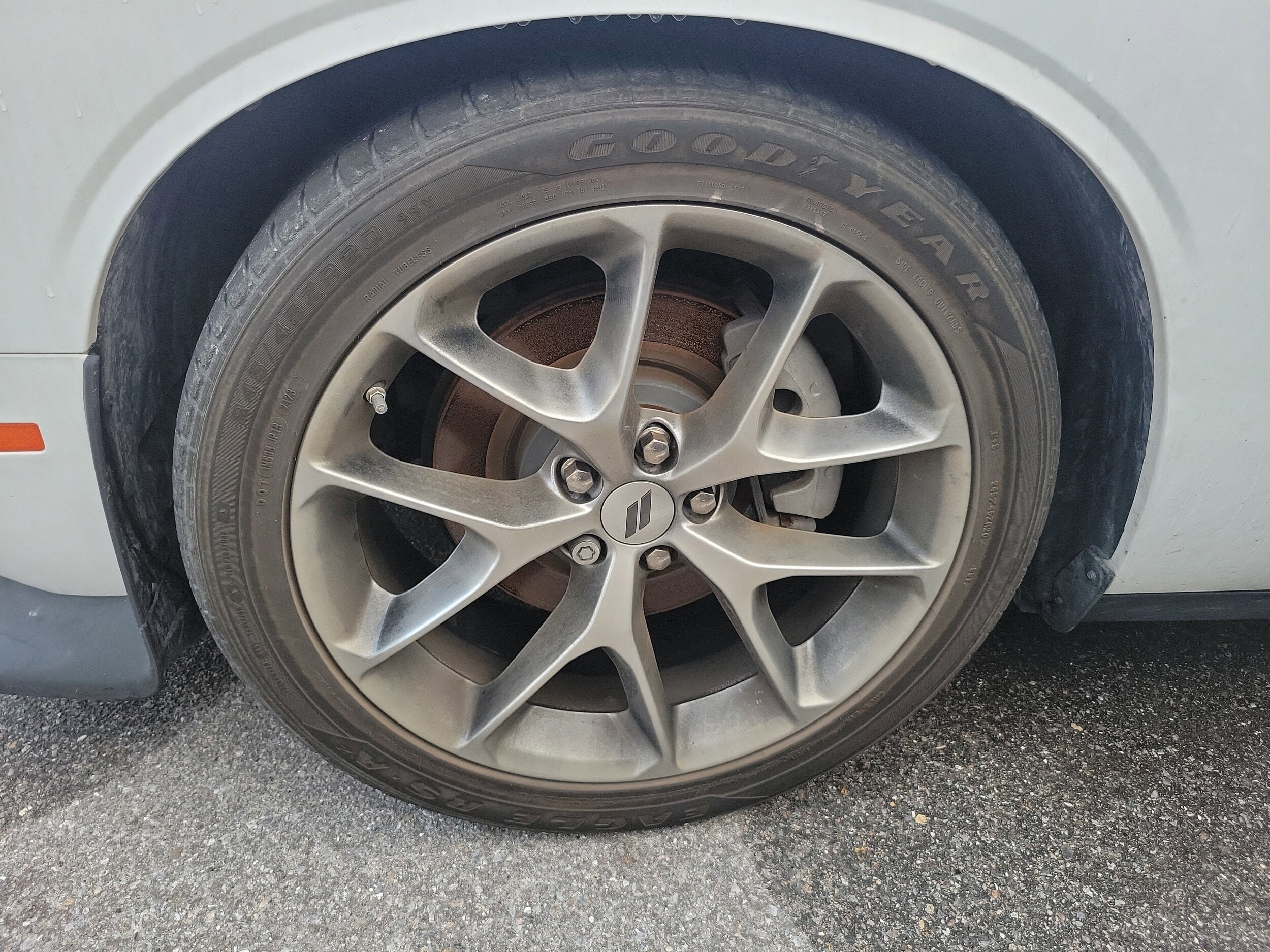 2023 Dodge Challenger GT photo 4