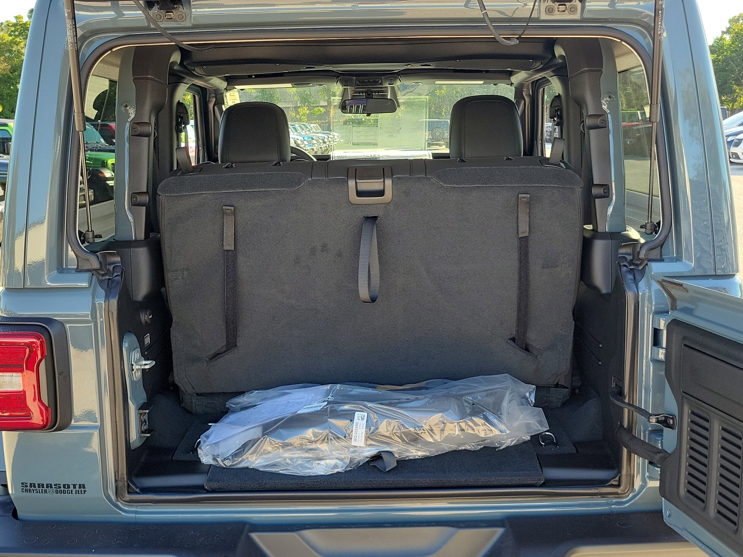 2026 Jeep Wrangler Rubicon photo 4