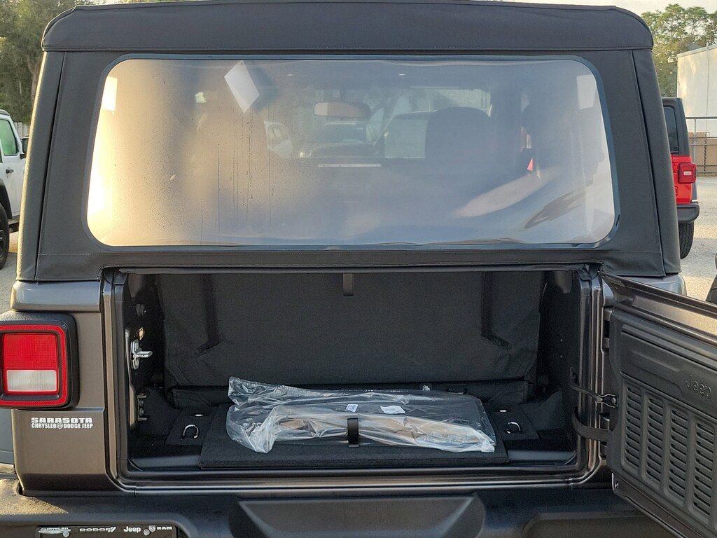 New 2026 Jeep Wrangler Sport Sport 4x4